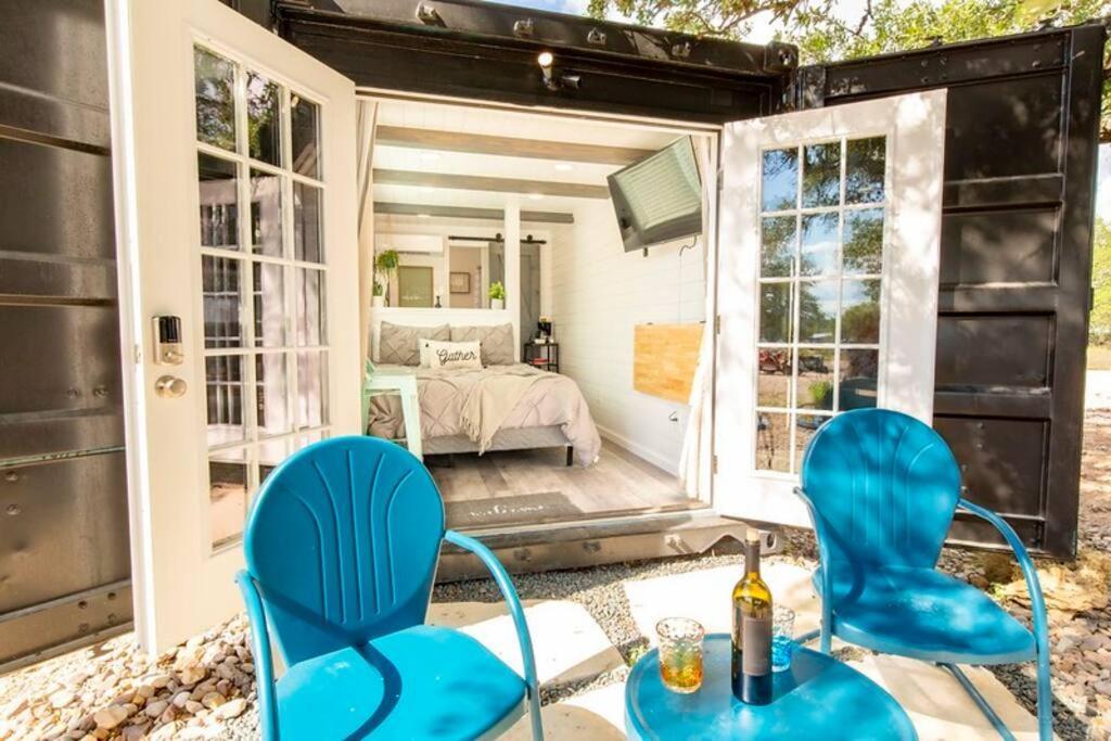 The Container Retreat @ 290 Wine Trail #10 Welcome Friends! Hye Bagian luar foto