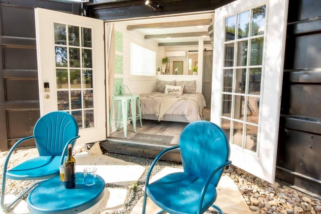 The Container Retreat @ 290 Wine Trail #10 Welcome Friends! Hye Bagian luar foto