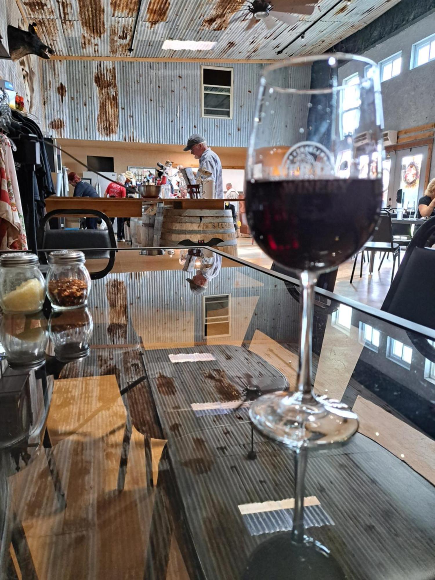 The Container Retreat @ 290 Wine Trail #10 Welcome Friends! Hye Bagian luar foto